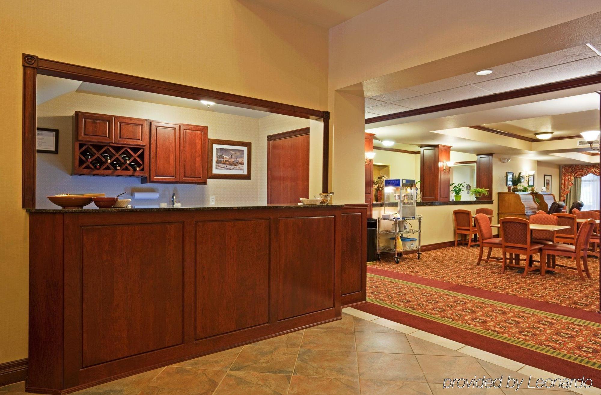 Express & Wausau By Ihg Hotel 3*